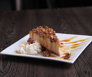 Pumpkin Praline Cheesecake